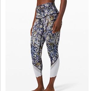 Lululemon wunder under crop